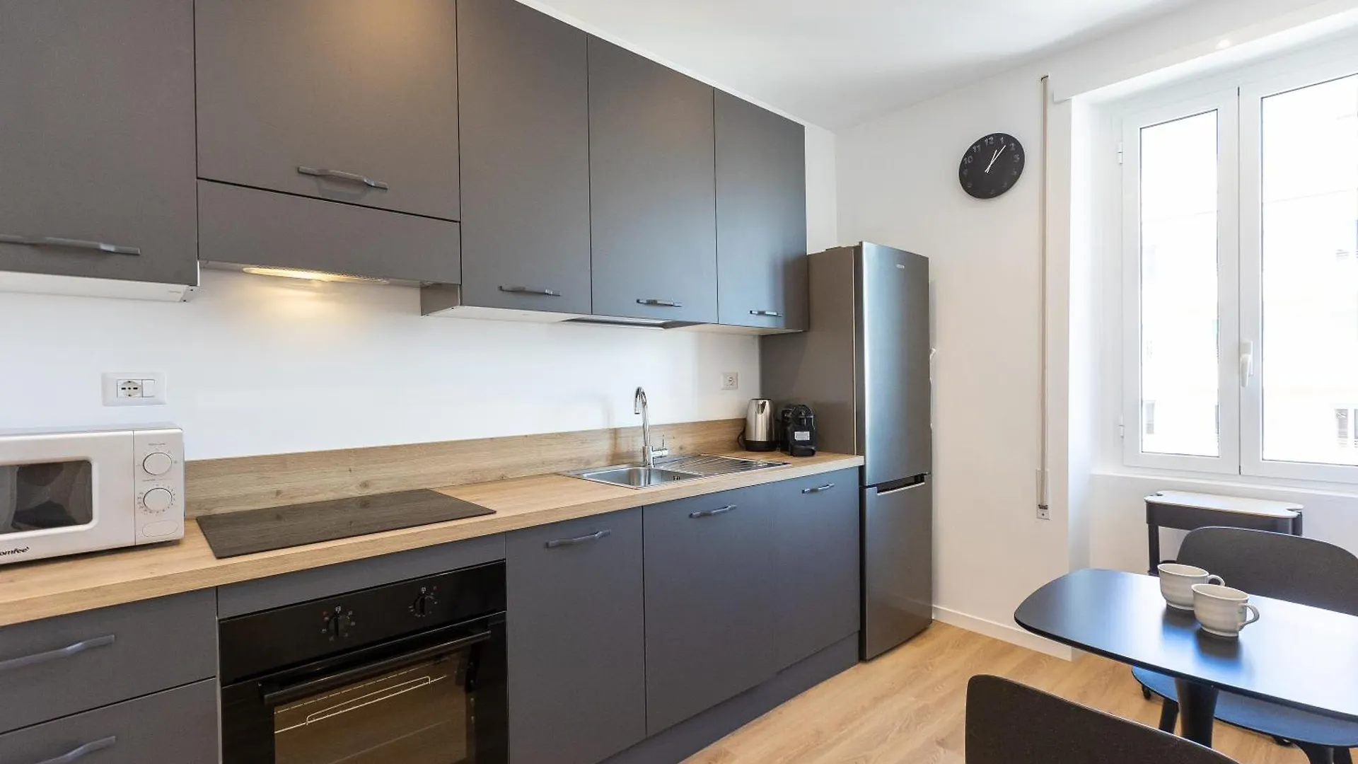 Constance Apartment By Rental In Rom 0*,