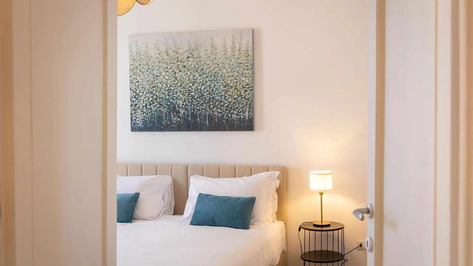 Constance Apartment By Rental In Rom