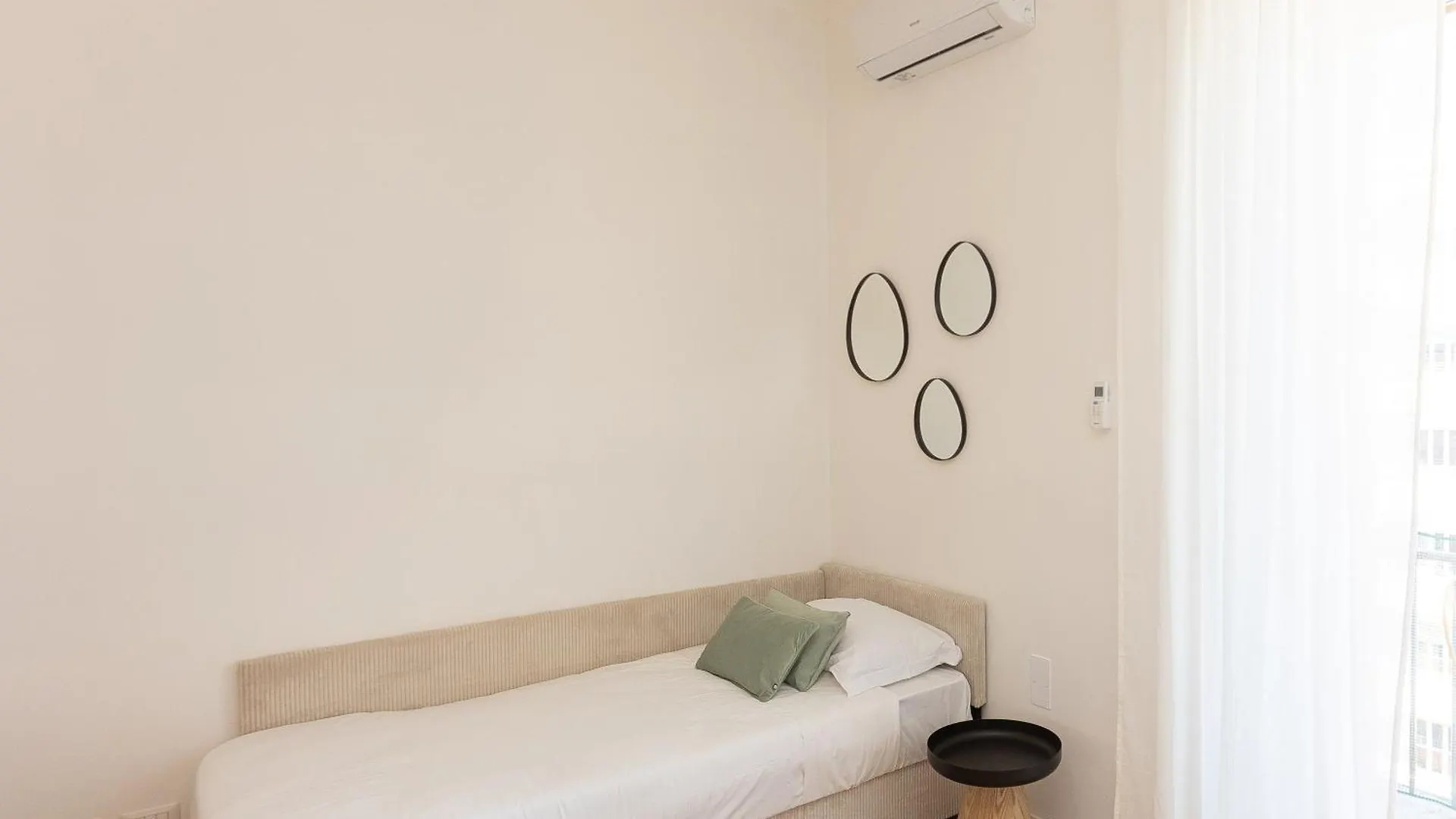 Constance Apartment By Rental In Rom
