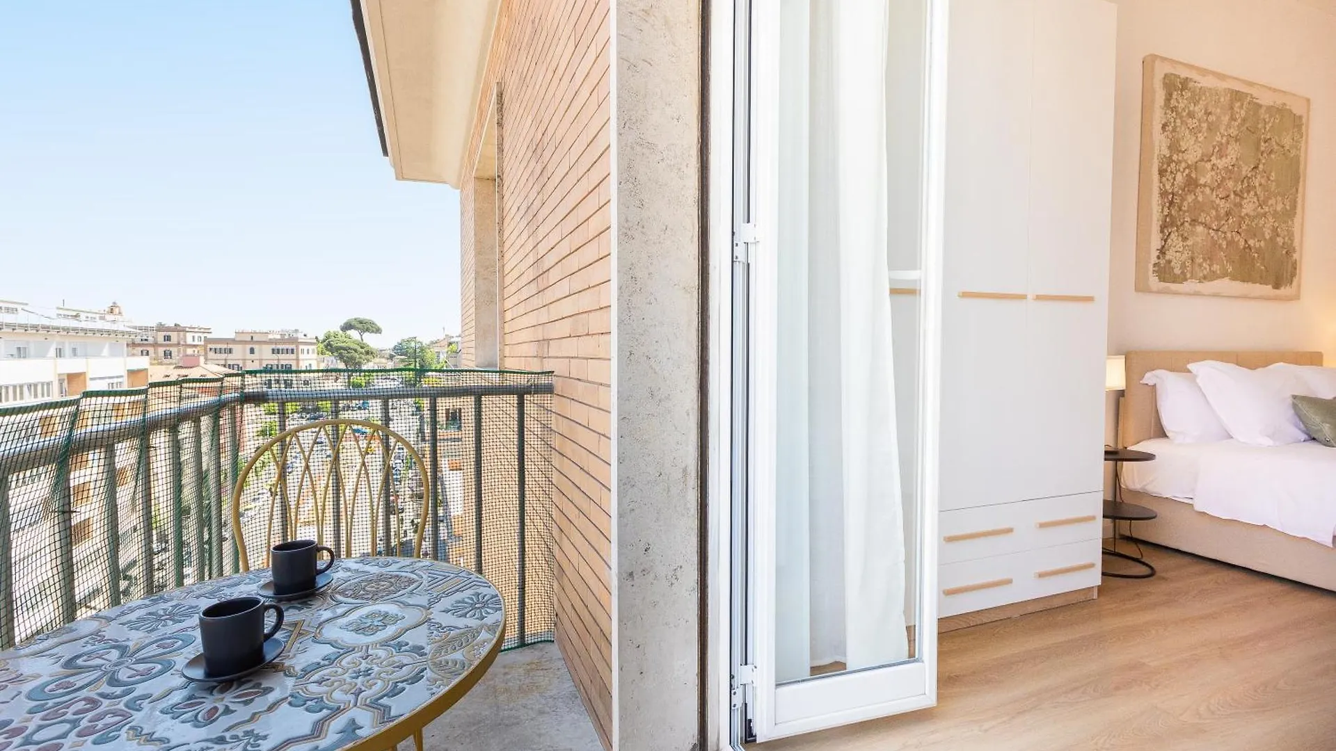 Constance Apartment By Rental In Rom