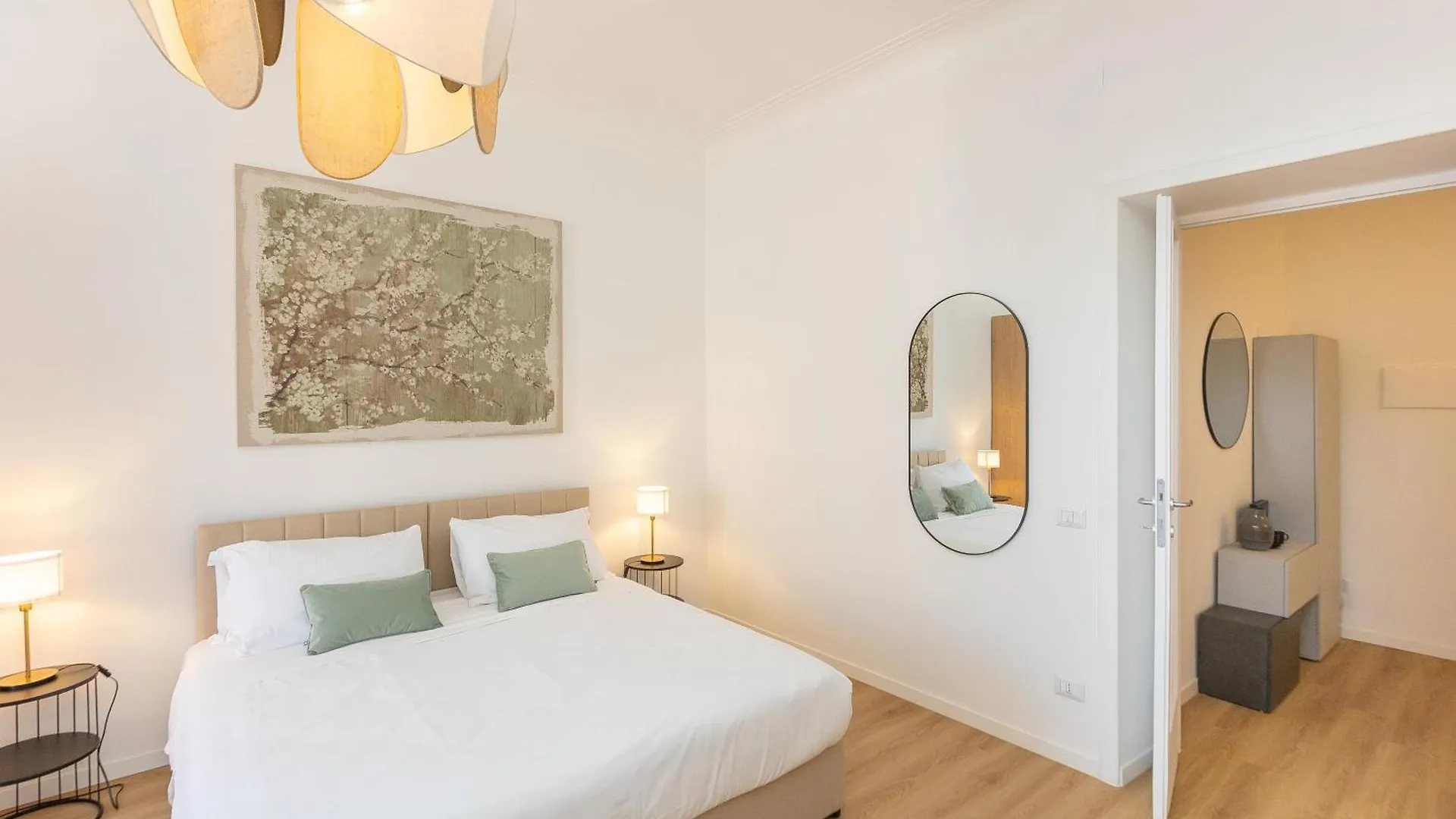 Constance Apartment By Rental In Rom
